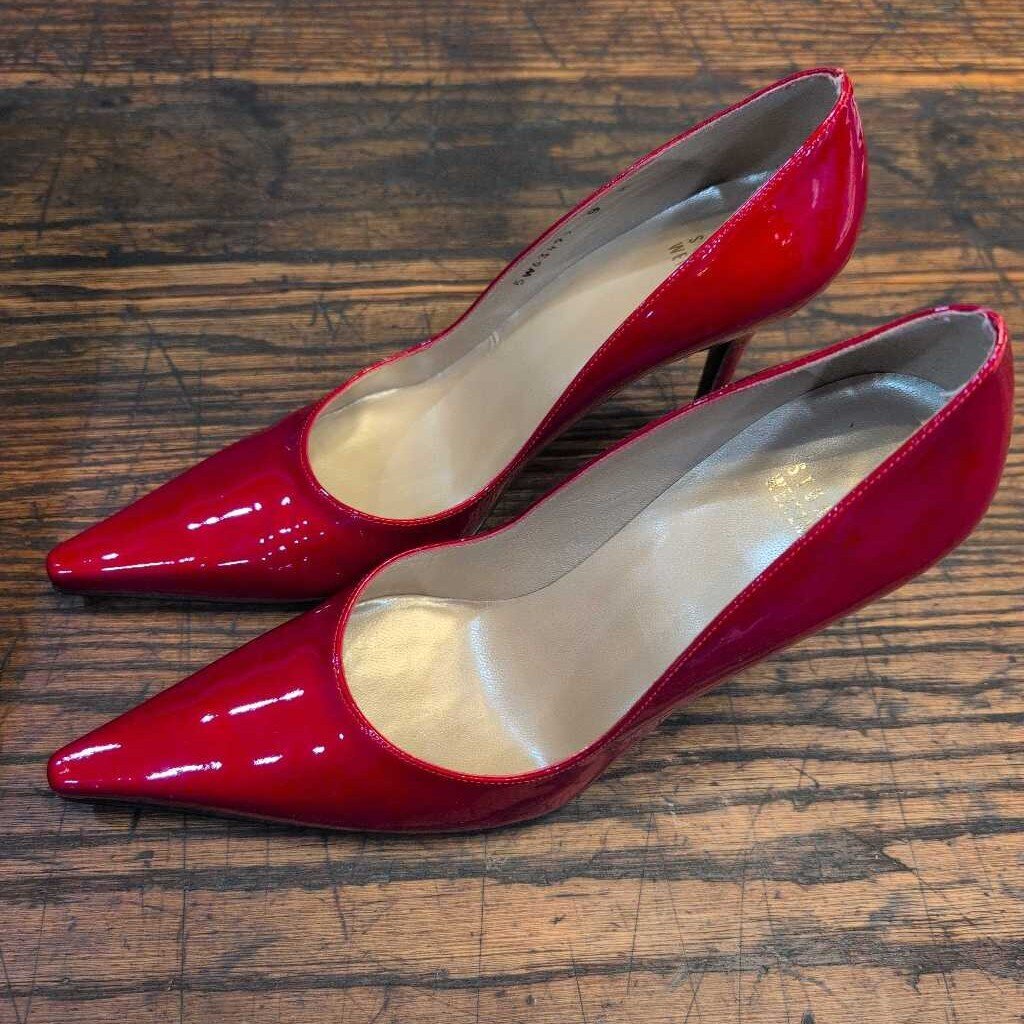 STUART WEITZMAN FEVER PATENT PUMPS
