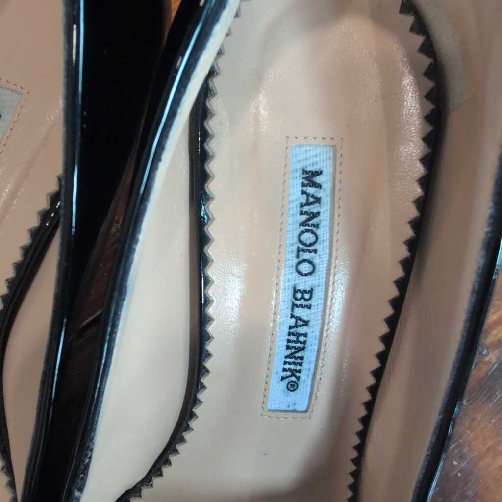 Mary Jane Patent Leather Pumps
