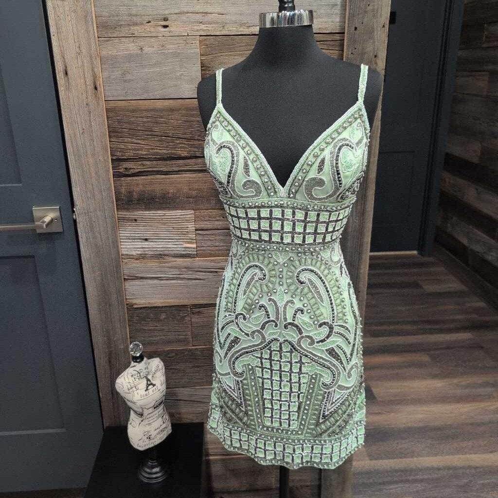 SL V Neck Fitted Patterned Sequined Dress