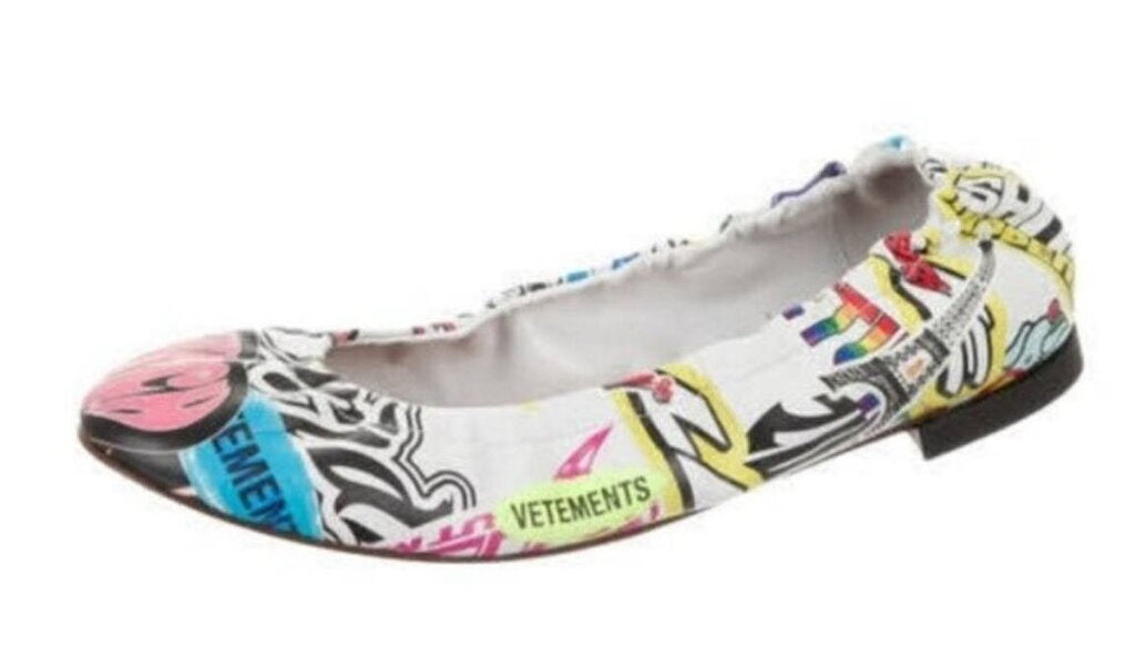 VETEMENTS GRAFFITI BALLET FLATS