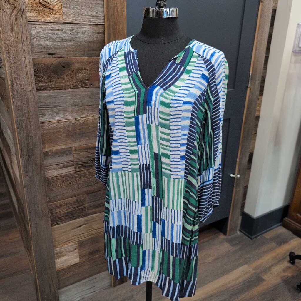 NIC + ZOE 3/4 SLEEVE V NECK MULTI LINE PATTERN MINI