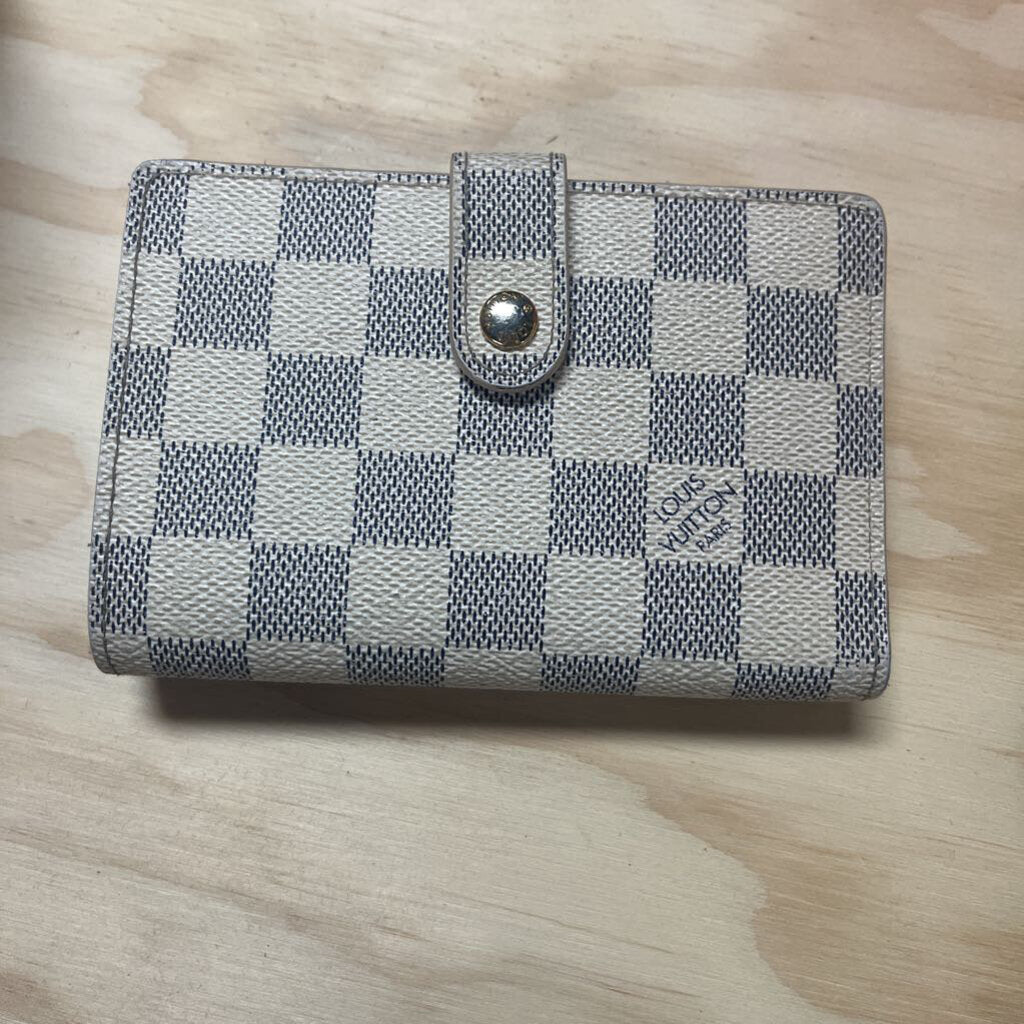 LOUIS VUITTON DAMIER CANVAS CHECKERED WALLET
