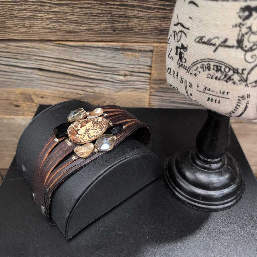 STONE FEATHER ROAD 9 STRAND FOSSIL