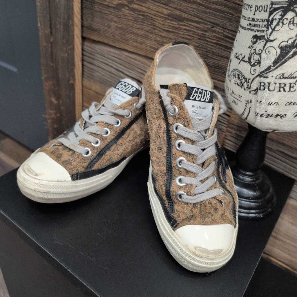 GOLDEN GOOSE V STAR 2