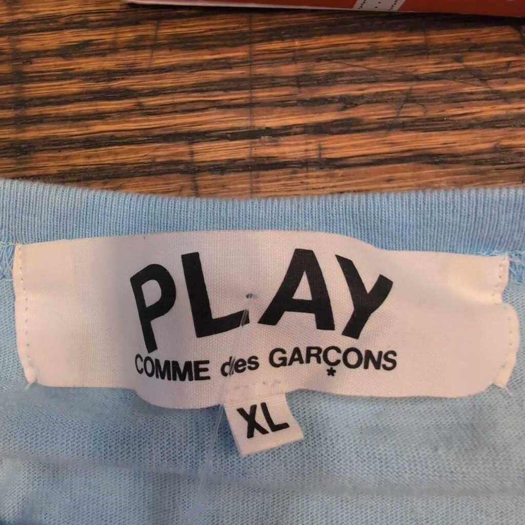 PLAY - HEART LOGO TEE