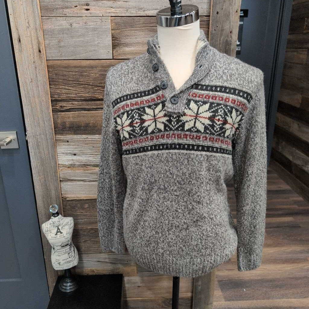 1/4 BUTTON FAIR AISLE