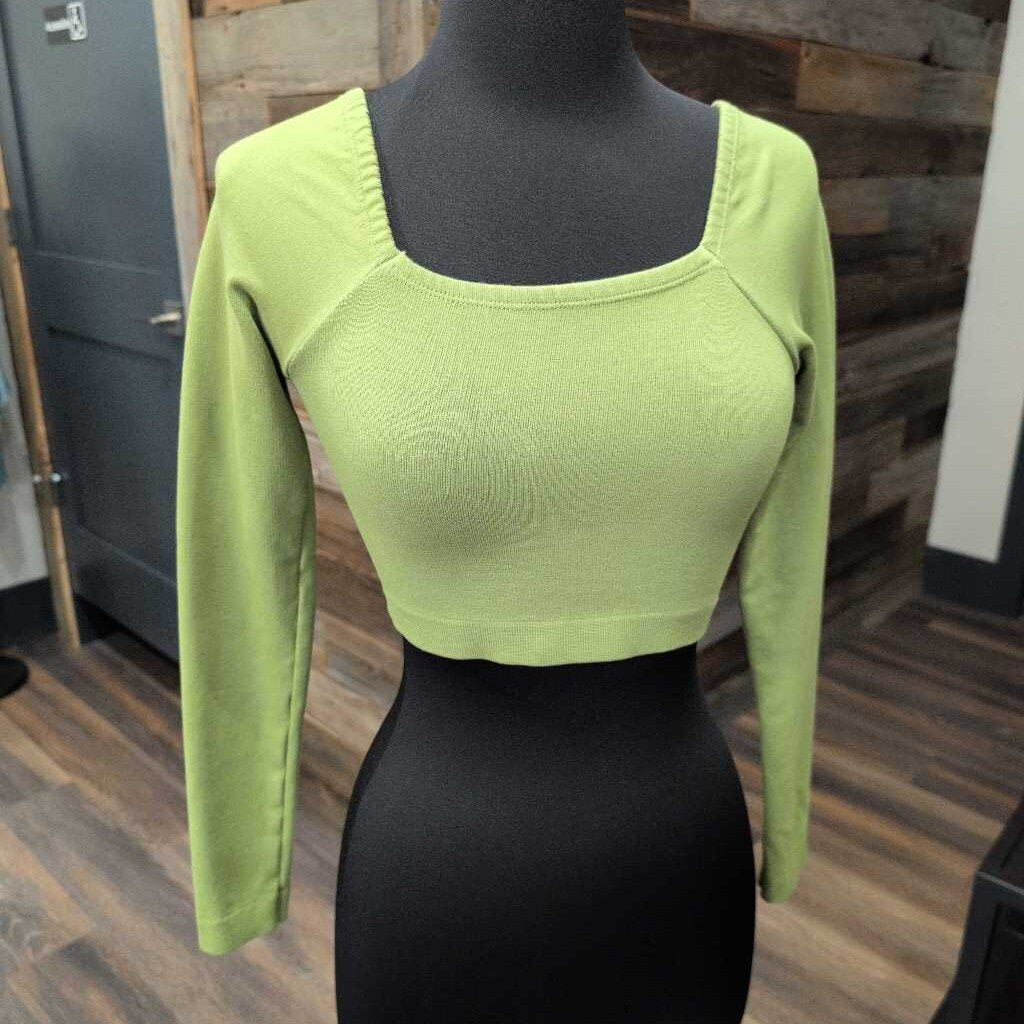 LS CROP TOP