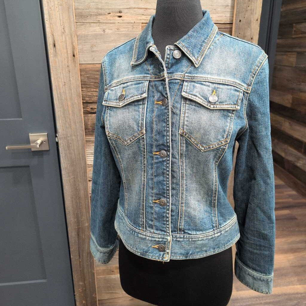 DENIM JACKET