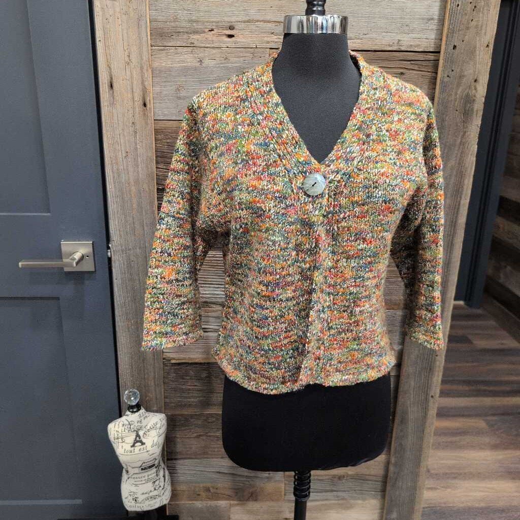 ONE BUTTON CARDIGAN