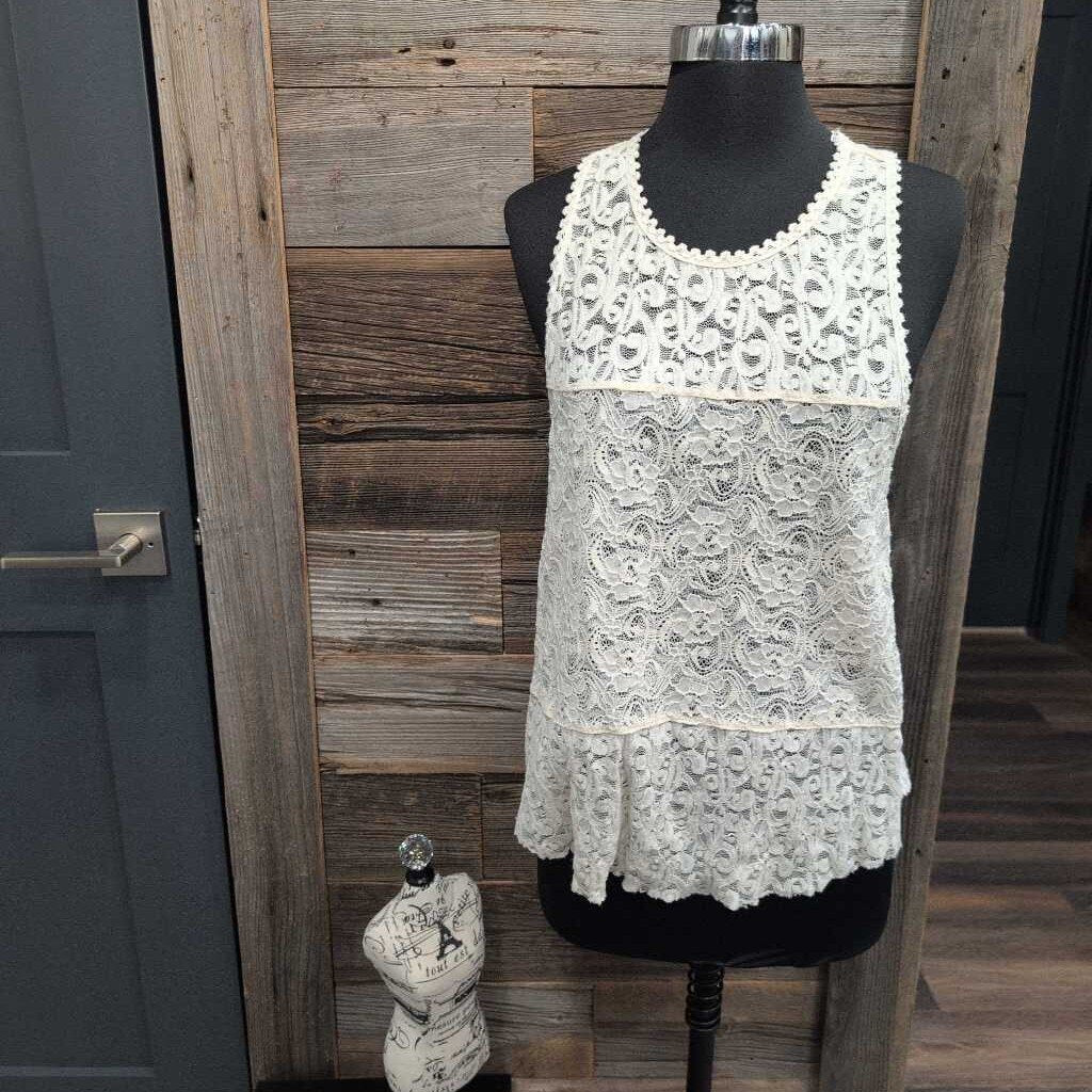 SL SCOOP NECK LACE TANK