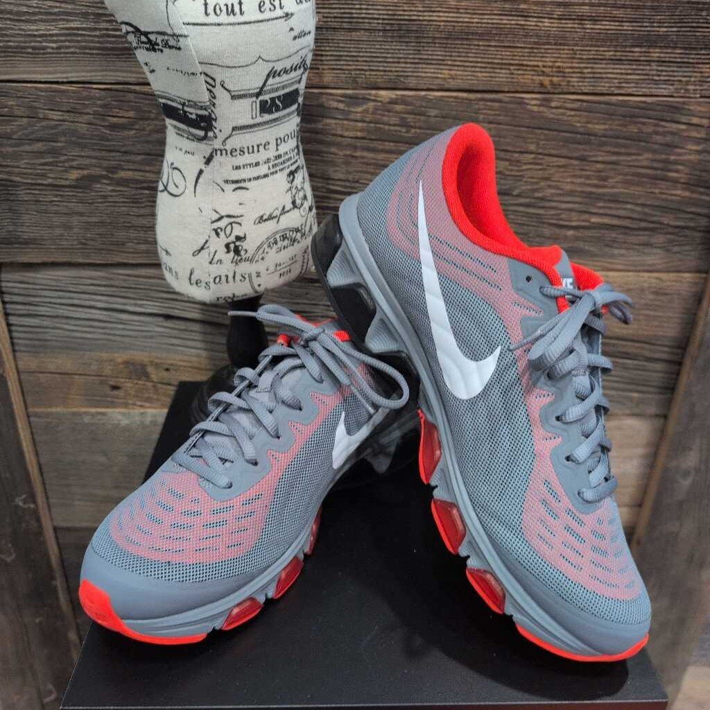 AIR MAX TAILWIND 6