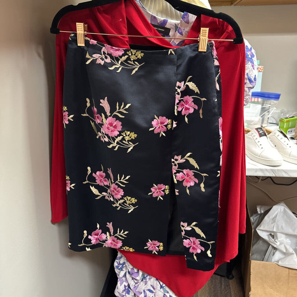 FROU BY PAIGE NOVICK FLORAL EMBROIDERED MIDI PENCIL