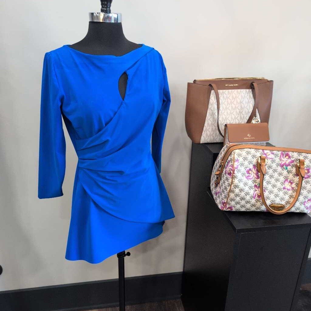 CHIARA BONI 3/4 SLEEVE KEYHOLE RUCHED