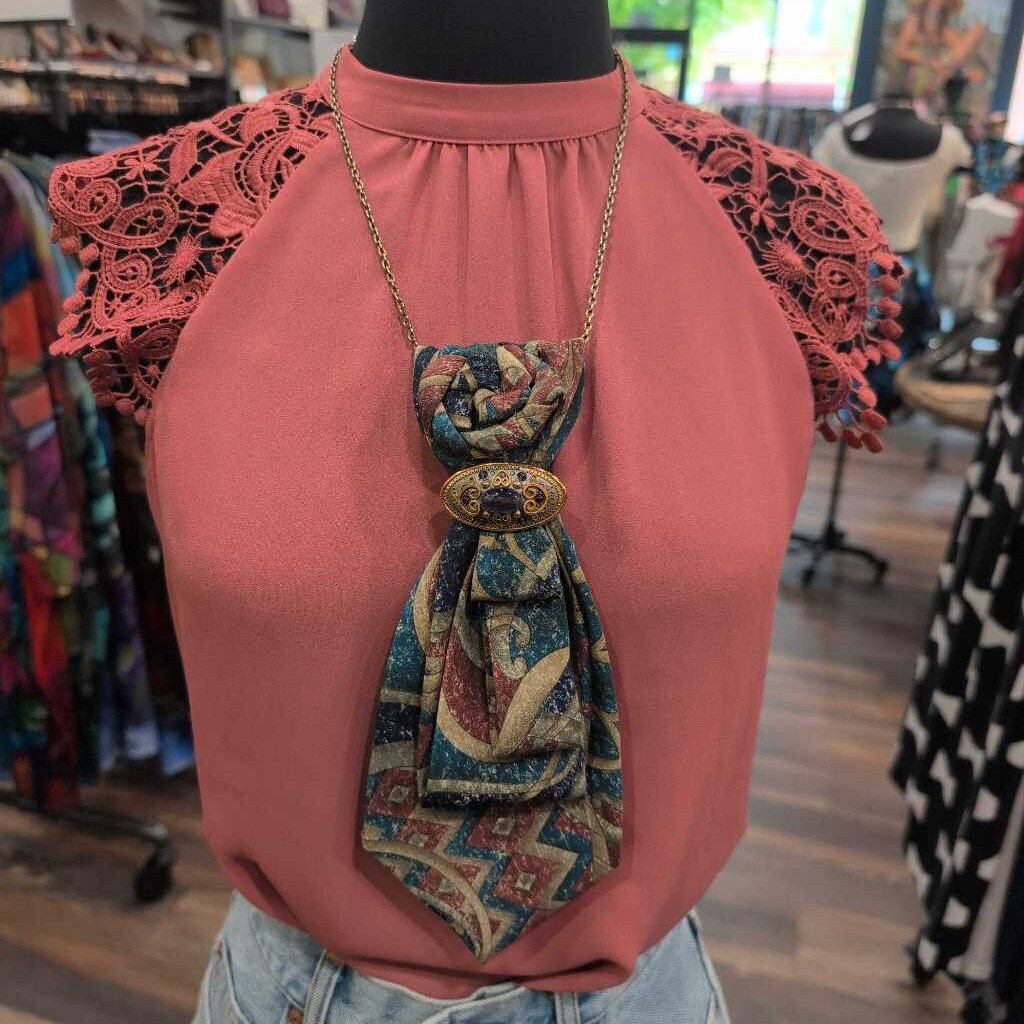 WEARABLE OBJECTS: NECKWEAR ADDITION