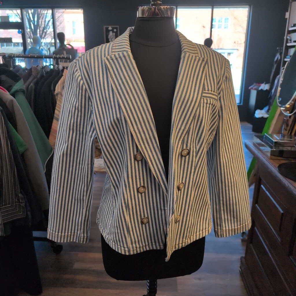 CHICO'S DOUBLE BREASTED STRIPED