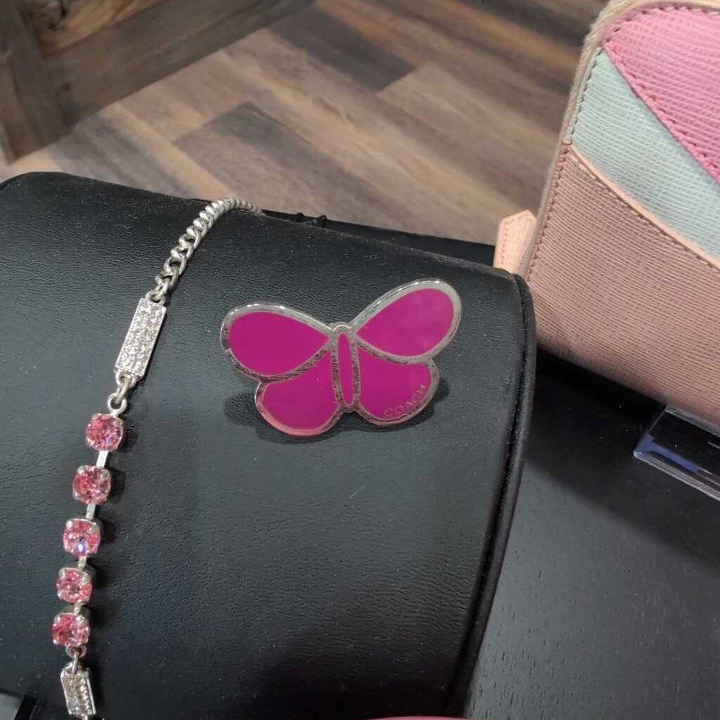 COACH BUTTERFLY PIN