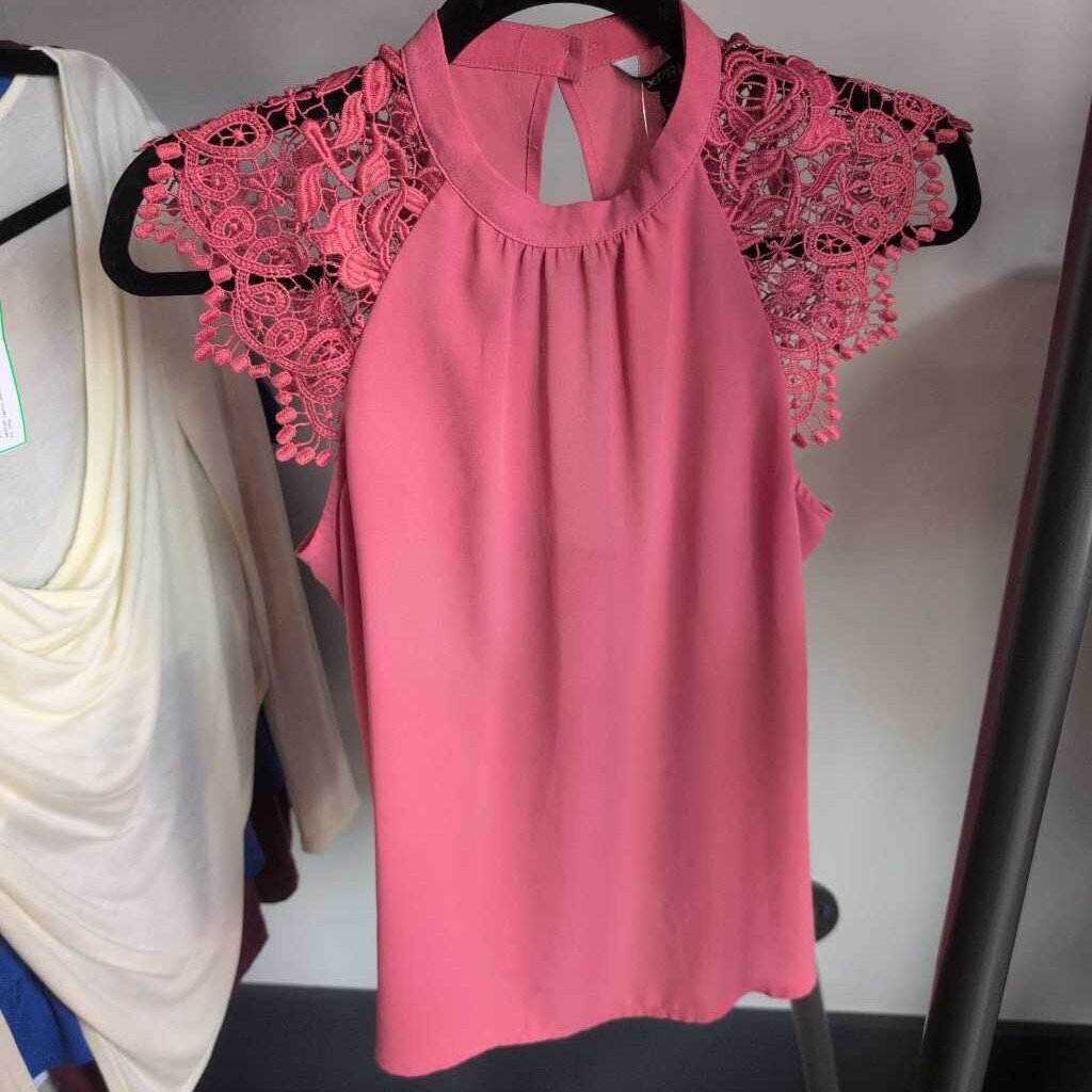 EXPRESS LACE SLEEVE MOCK NECK SHELL
