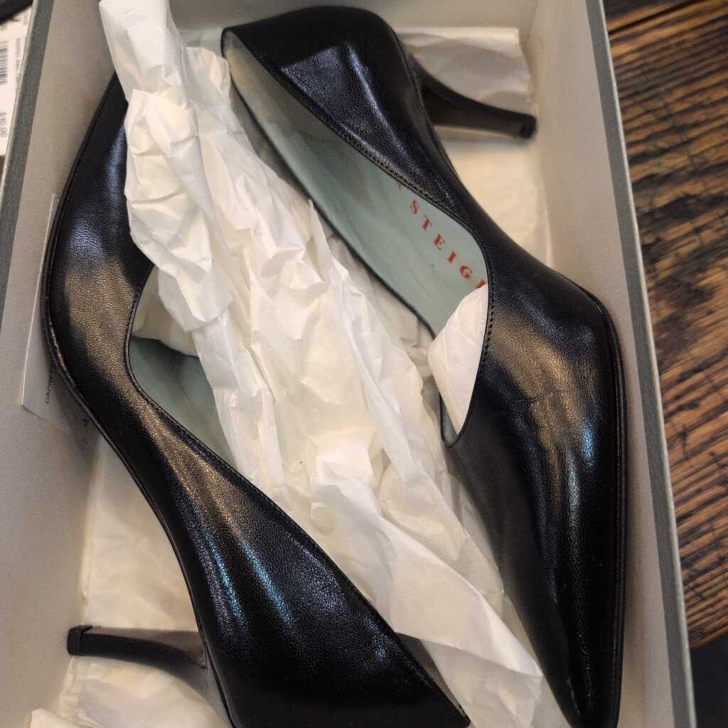 WALTER STEIGER POINTY TOE PUMPS