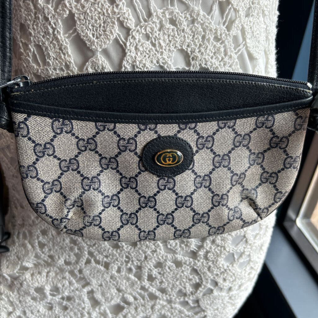 GUCCI VINTAGE 70S/80S GG MONOGRAM CROSSBODY