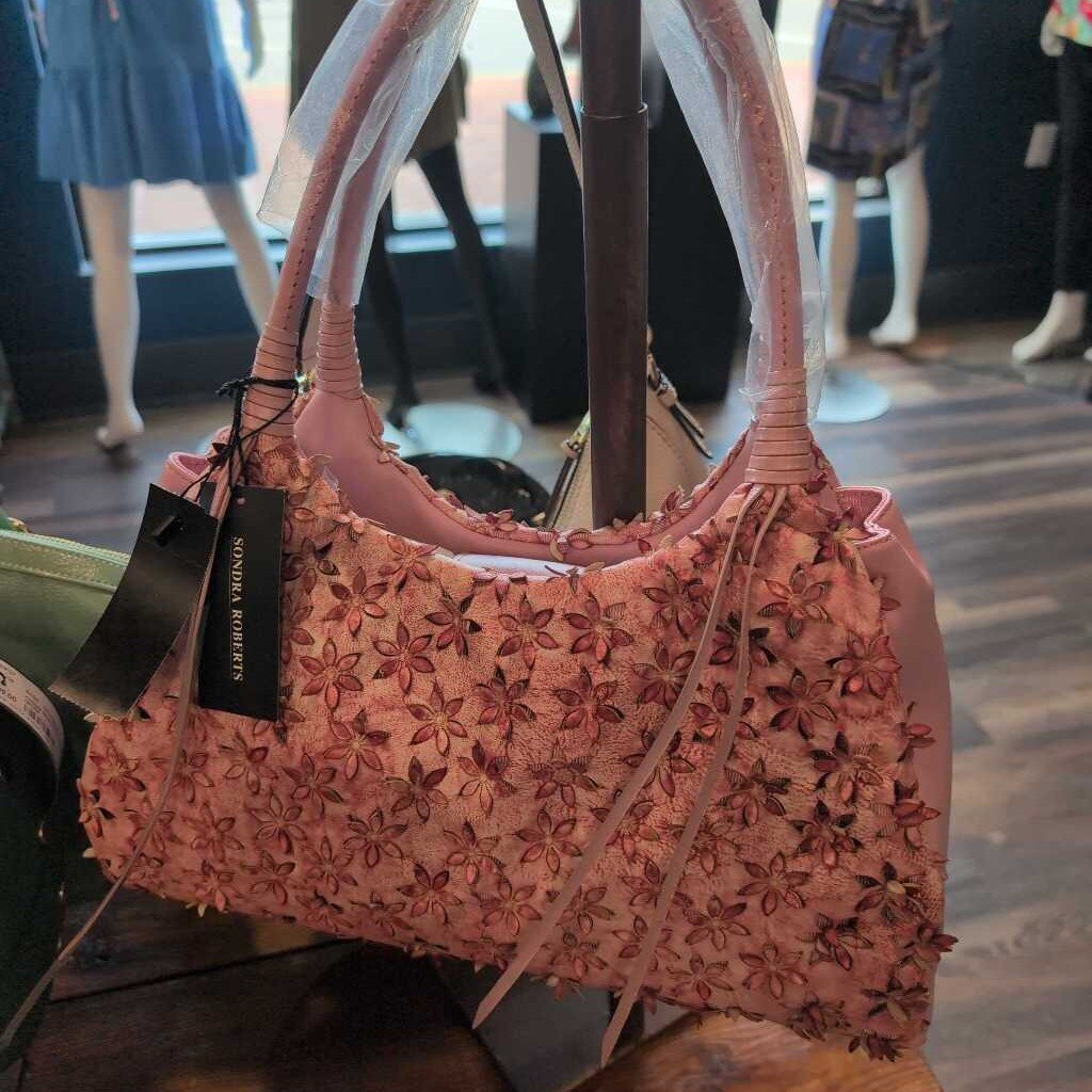 SONDRA ROBERTS FLORAL CUTOUT