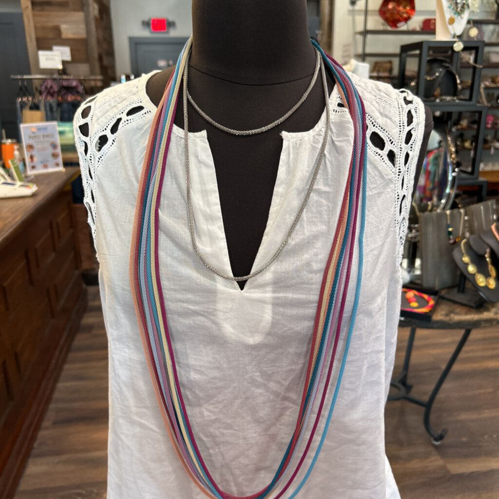 SILVER METAL TUBE NECKLACE