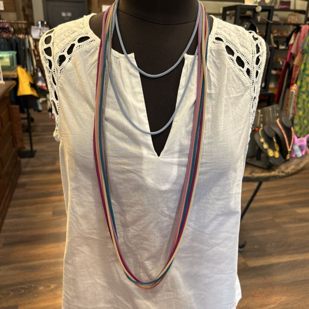 ICE BLUE METAL TUBE NECKLACE