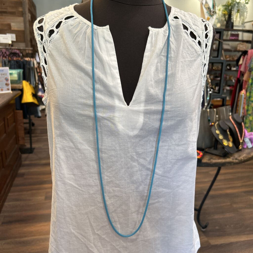 BLUE METAL TUBE NECKLACE