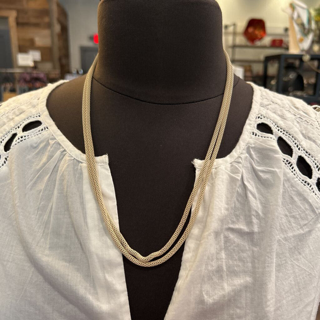 ECRU METAL TUBE NECKLACE