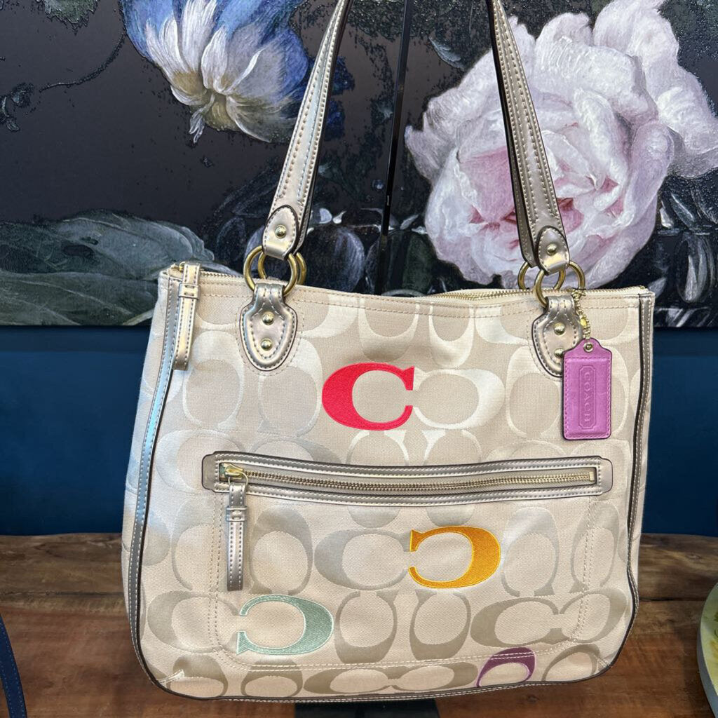 COACH POPPY SIGNATURE C EMBROIDERED