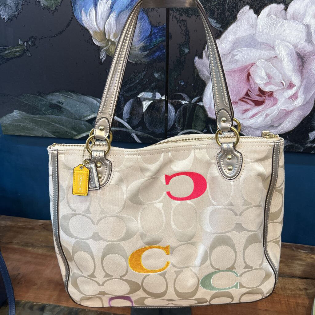 COACH POPPY SIGNATURE C EMBROIDERED