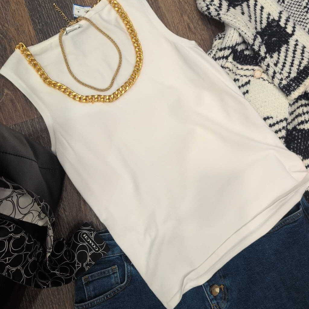 CACHE SLEEVELESS NECKLACE NECK SWEATER