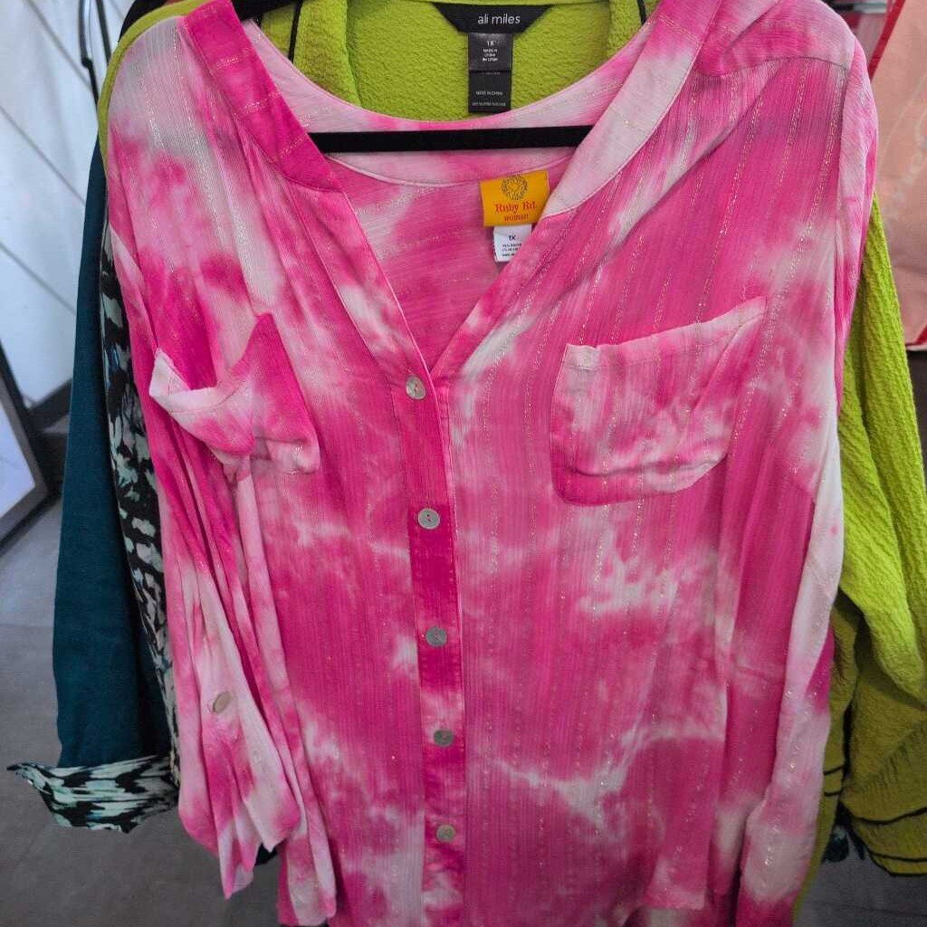 RUBY RD. LS V BUTTON FRONT