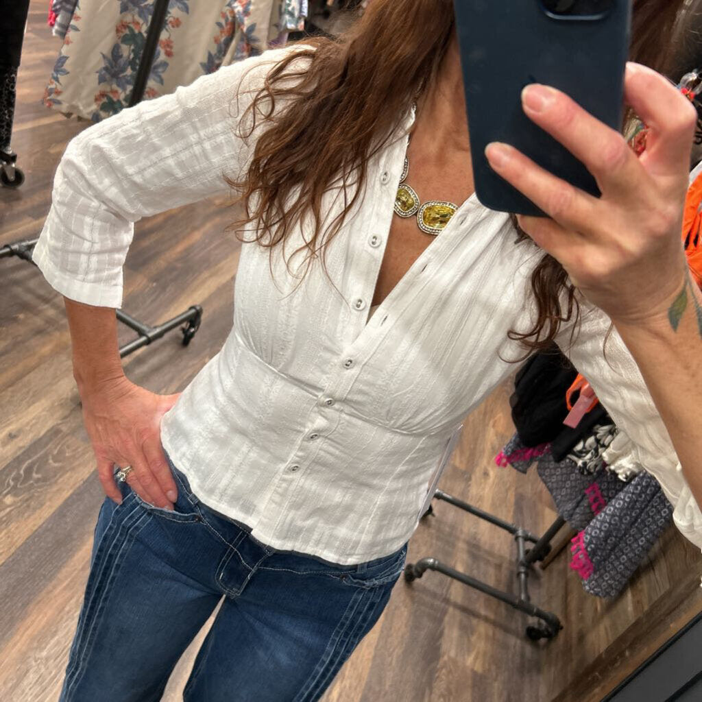 PRINCESS POLLY TAELYNN 3/4 SLEEVE BU