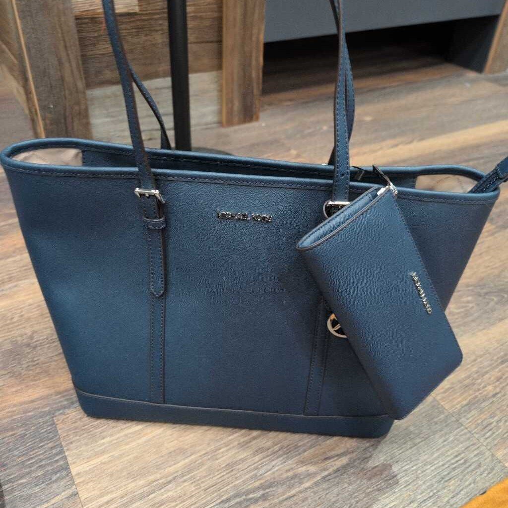 JET SET SAFFIANO + ZIP WALLET SET