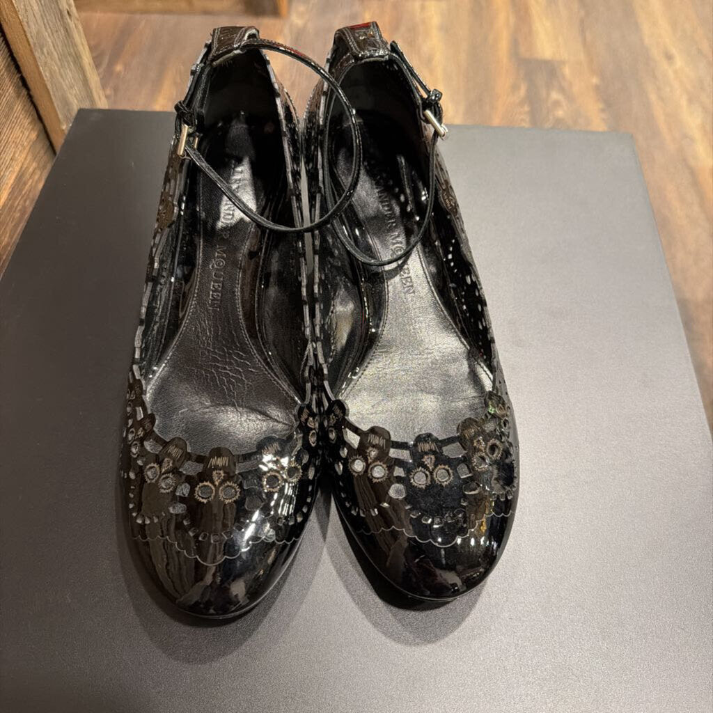 ALEXANDER MCQUEEN SKULL PATENT LEATHER MARY JANES