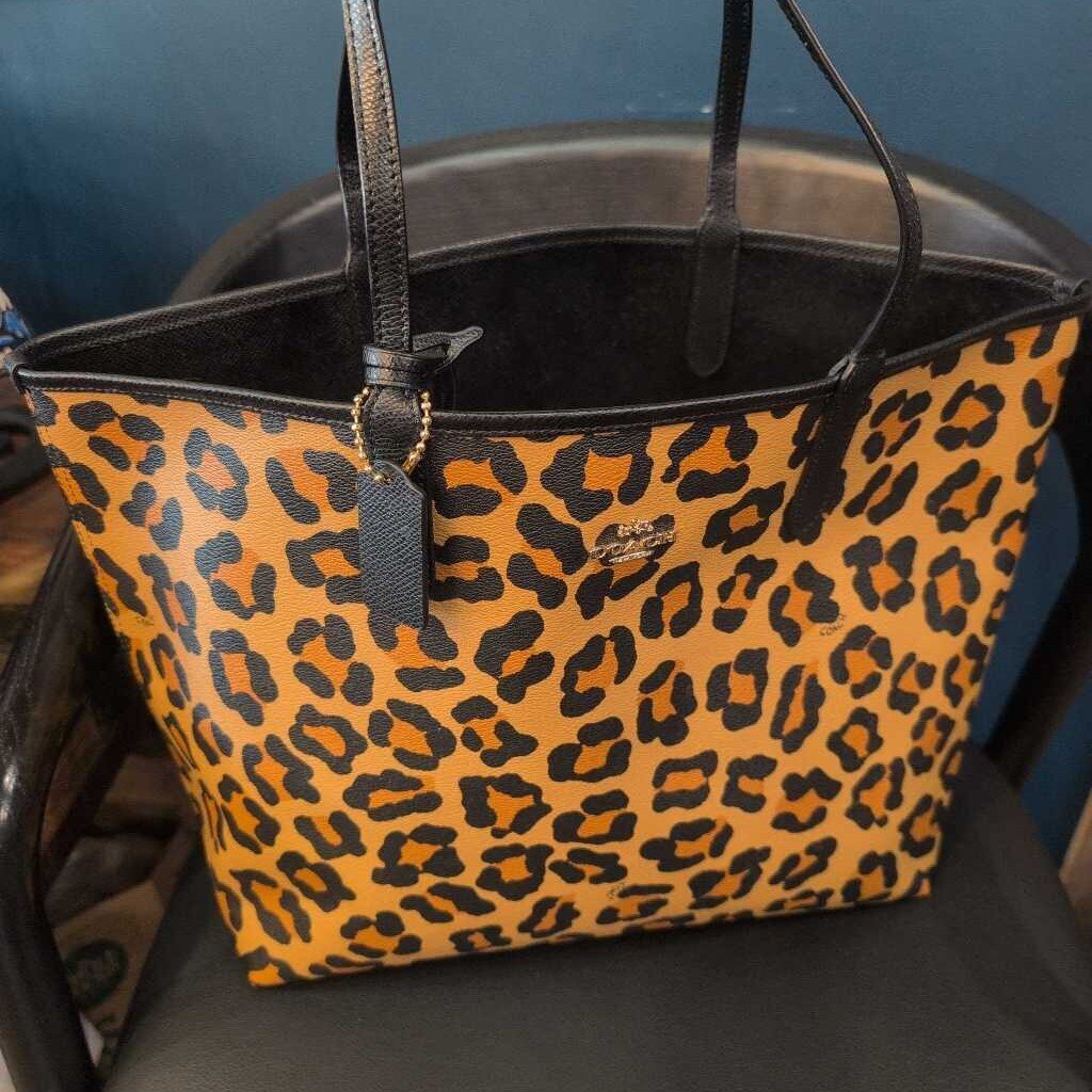 COACH REVERSIBLE CITY TOTE BAG