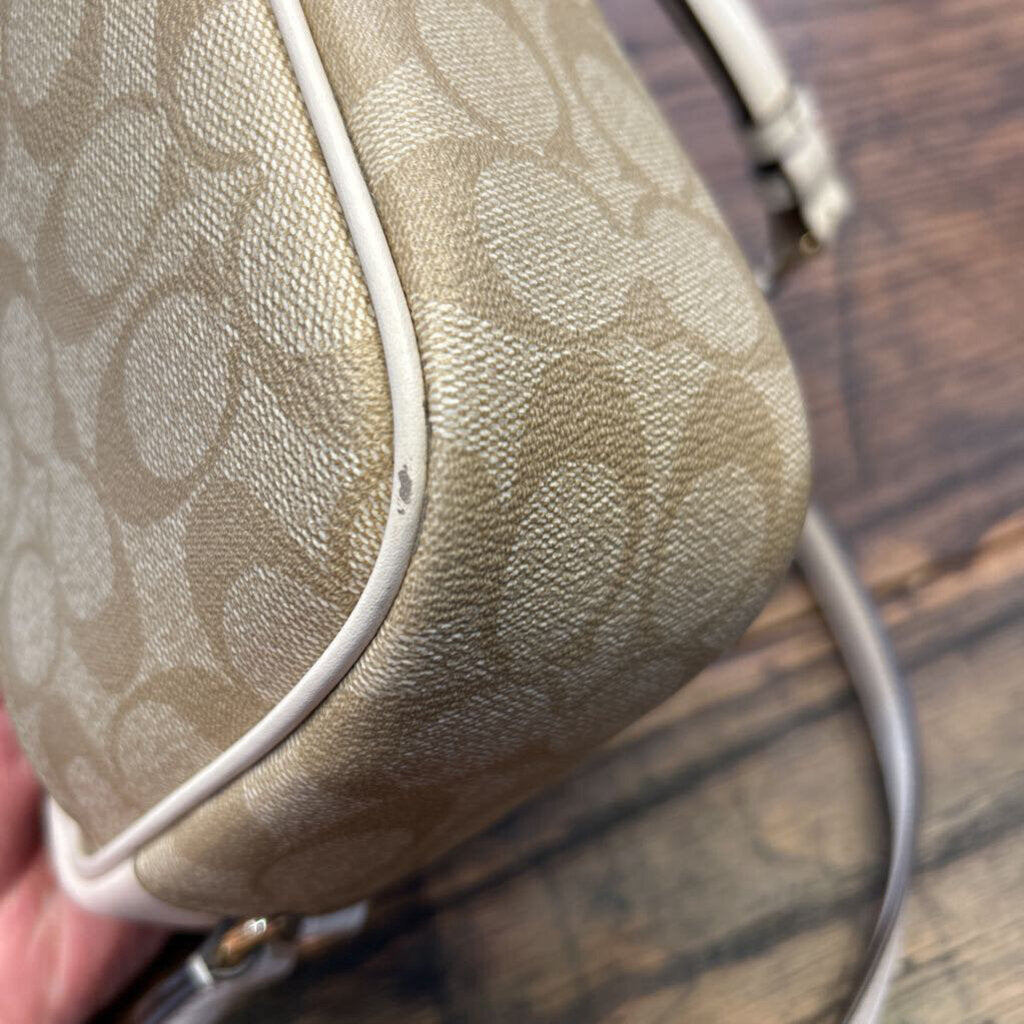 COACH CR135 JAMIE CAMERA SIGNATURE CROSSBODY